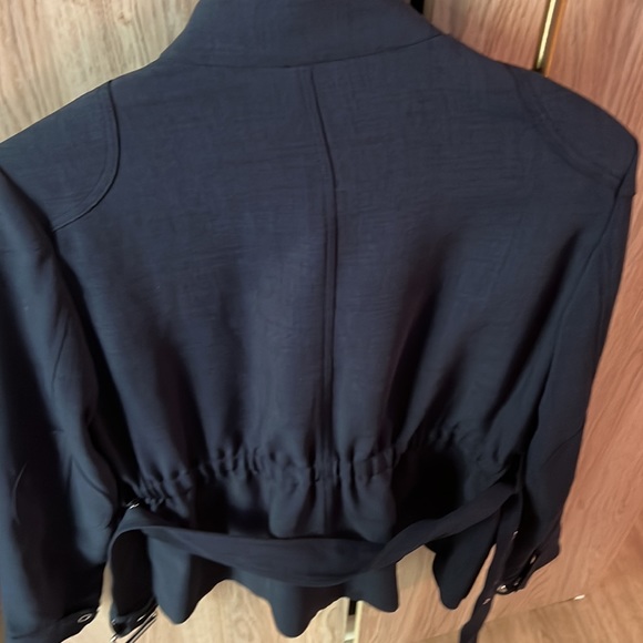 Spring dress jacket size small. - Picture 4 of 4